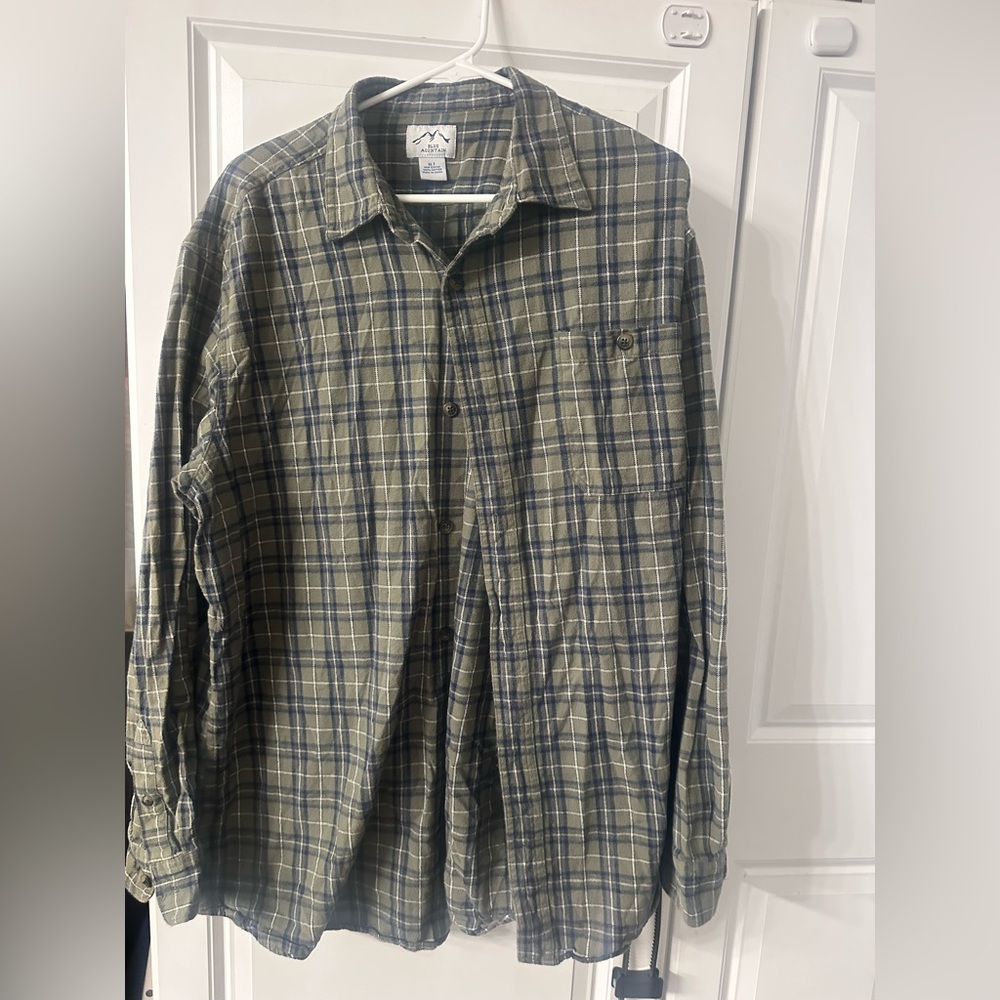 Moss Green Plaid Button-Up Shirt
